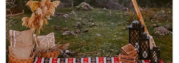 aksesuarlı dış çekim konsepti üçgen gelin tagı